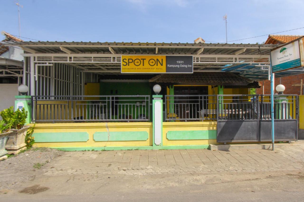 Spot On 1931 Kampung Osing Inn Баньюванги Экстерьер фото
